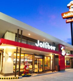 Jollibee – 334 Yonge