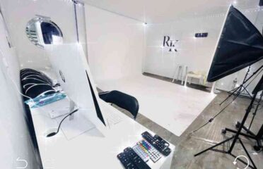RK Glam Self Portrait Professional Studio